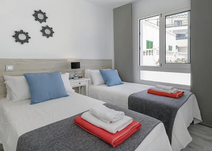 Casa Mercedes, Terrace With Sea Views בית נופש