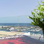 Casa Mercedes, Terrace With Sea Views 度假居
