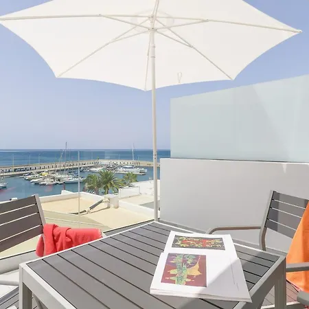Casa Mercedes, Terrace With Sea Views 卡门港
